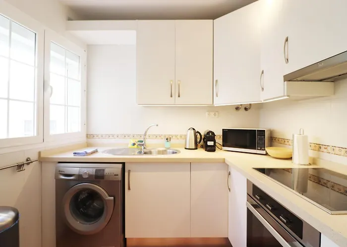 Pescia Con Piscina En Centro De Appartement Nerja