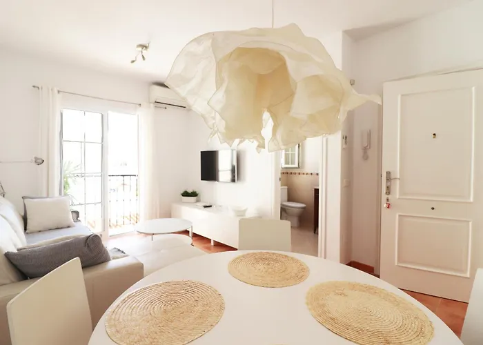 Pescia Con Piscina En Centro De Appartement