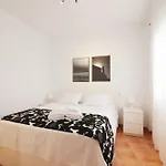 Pescia Con Piscina En Centro De ネルハ